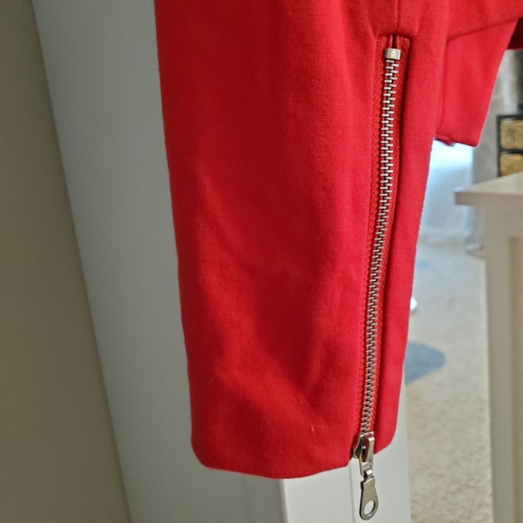 Fuscia Blazer - Picture 5 of 7